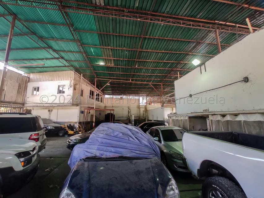 Comercial (Galpon - Deposito) en Venta en Macaracuay, Distrito Metropolitano - 7