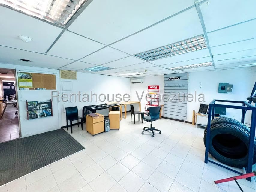 Comercial (Edificio) en Venta en La Urbina, Distrito Metropolitano - 16