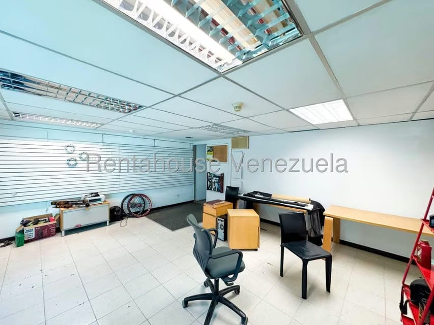 Comercial (Edificio) en Venta en La Urbina, Distrito Metropolitano - 17