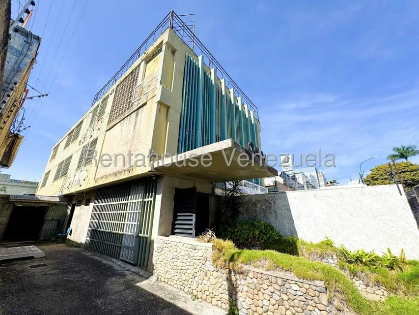 Comercial (Edificio) en Venta en La Urbina, Distrito Metropolitano - 3