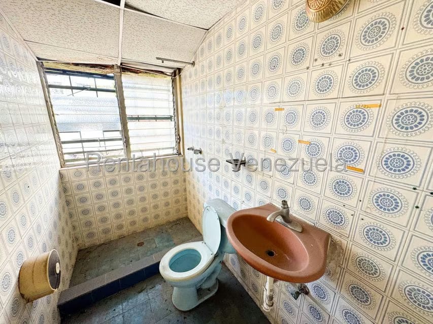 Comercial (Edificio) en Venta en La Urbina, Distrito Metropolitano - 31
