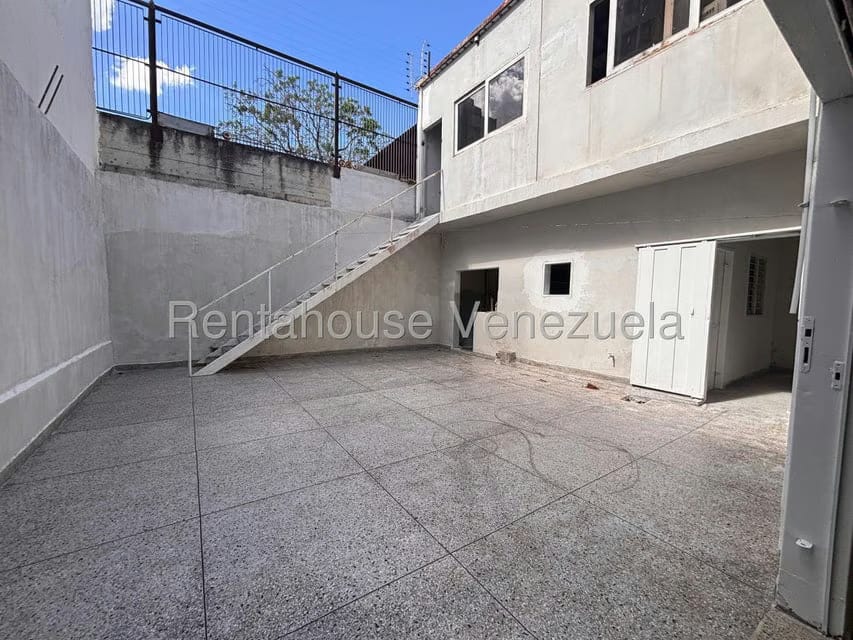 Casa (Multipes Niveles) en Alquiler en Zona Este, Lara - 21