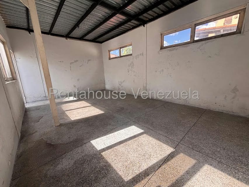 Casa (Multipes Niveles) en Alquiler en Zona Este, Lara - 22