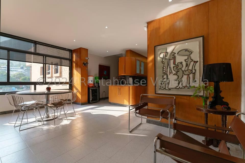 Apartamento (1 Nivel) en Venta en Los Palos Grandes, Distrito Metropolitano - 129