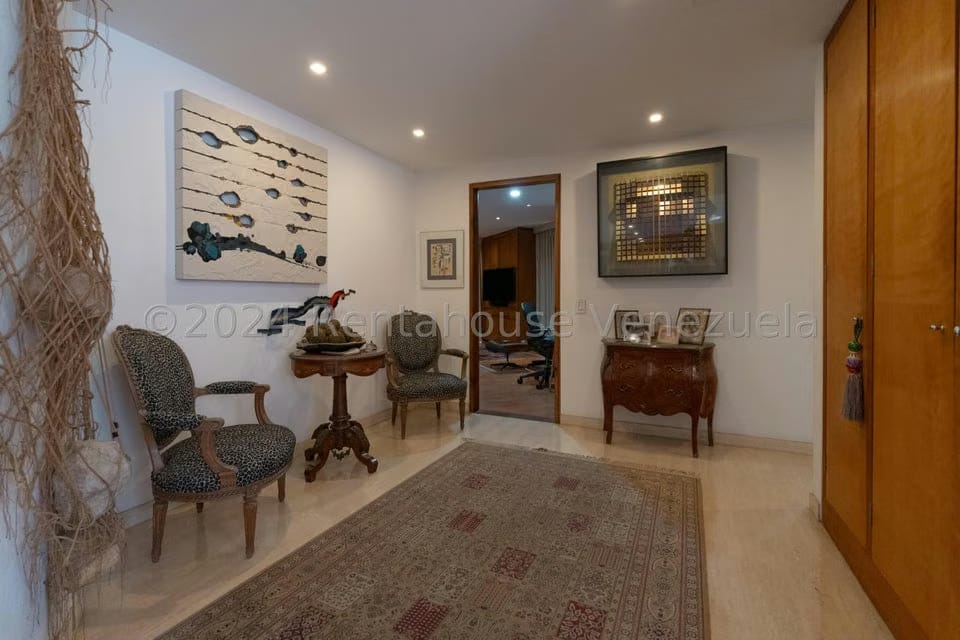 Apartamento (1 Nivel) en Venta en Los Palos Grandes, Distrito Metropolitano - 30