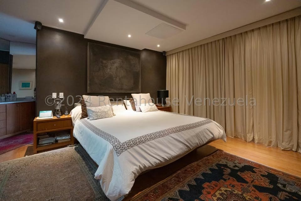 Apartamento (1 Nivel) en Venta en Los Palos Grandes, Distrito Metropolitano - 34