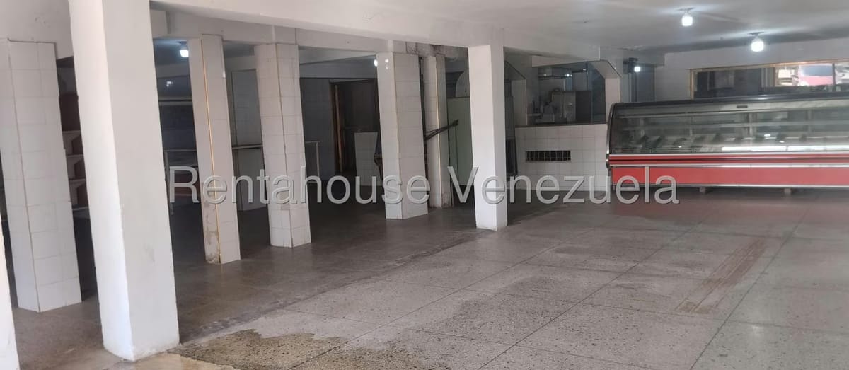 Comercial (Local Comercial) en Venta en Avenida Vargas, Zulia - 2