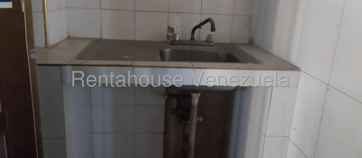 Comercial (Local Comercial) en Venta en Avenida Vargas, Zulia - 16