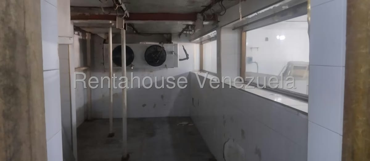 Comercial (Local Comercial) en Venta en Avenida Vargas, Zulia - 17