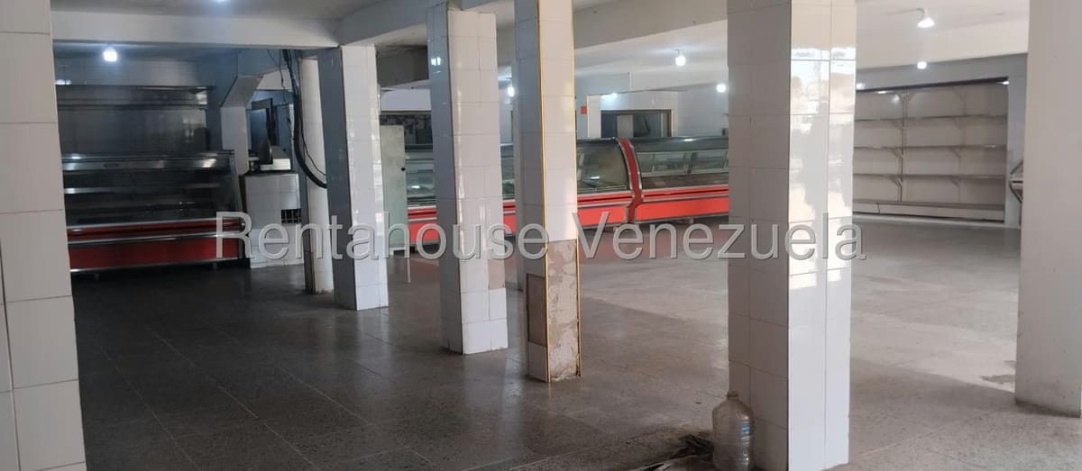 Comercial (Local Comercial) en Venta en Avenida Vargas, Zulia - 4
