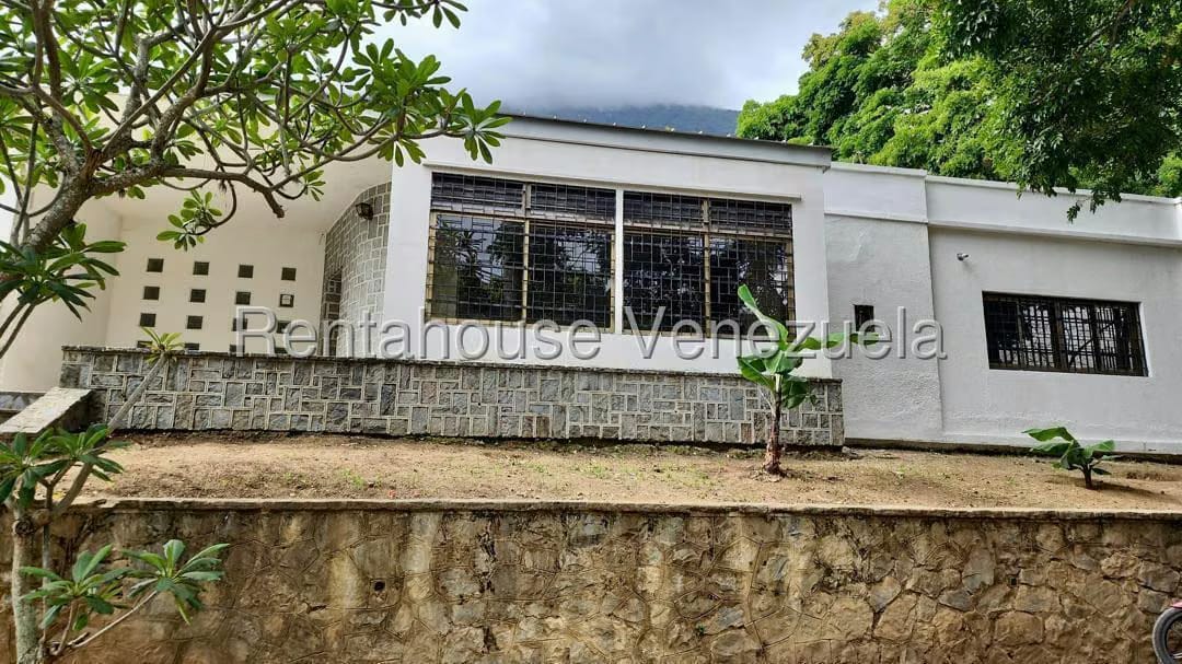 Casa (1 Nivel) en Venta en Los Palos Grandes, Distrito Metropolitano - 2