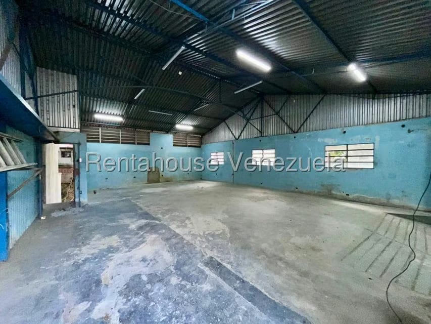 Casa (1 Nivel) en Venta en Los Palos Grandes, Distrito Metropolitano - 16
