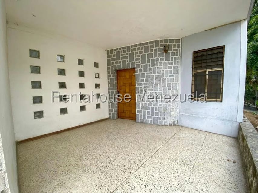 Casa (1 Nivel) en Venta en Los Palos Grandes, Distrito Metropolitano - 3