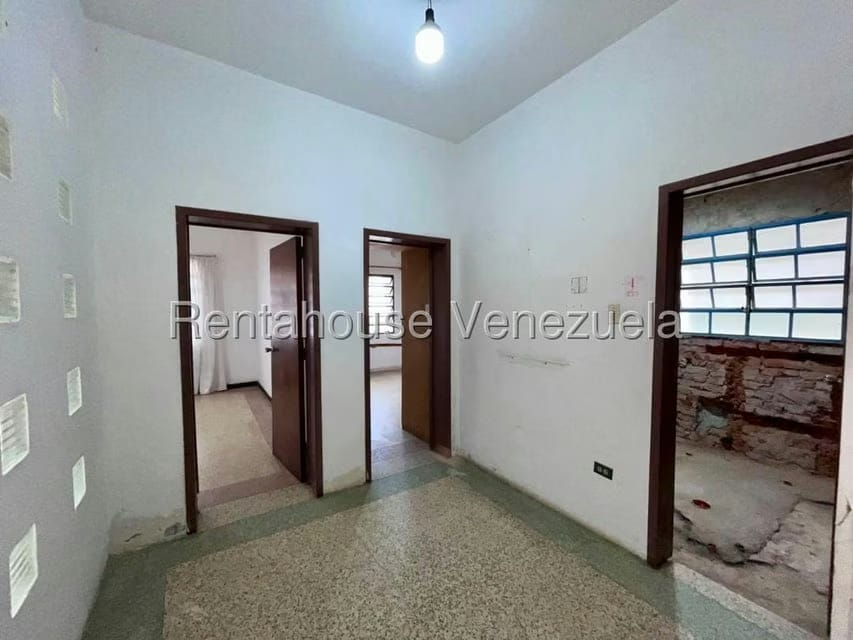 Casa (1 Nivel) en Venta en Los Palos Grandes, Distrito Metropolitano - 5