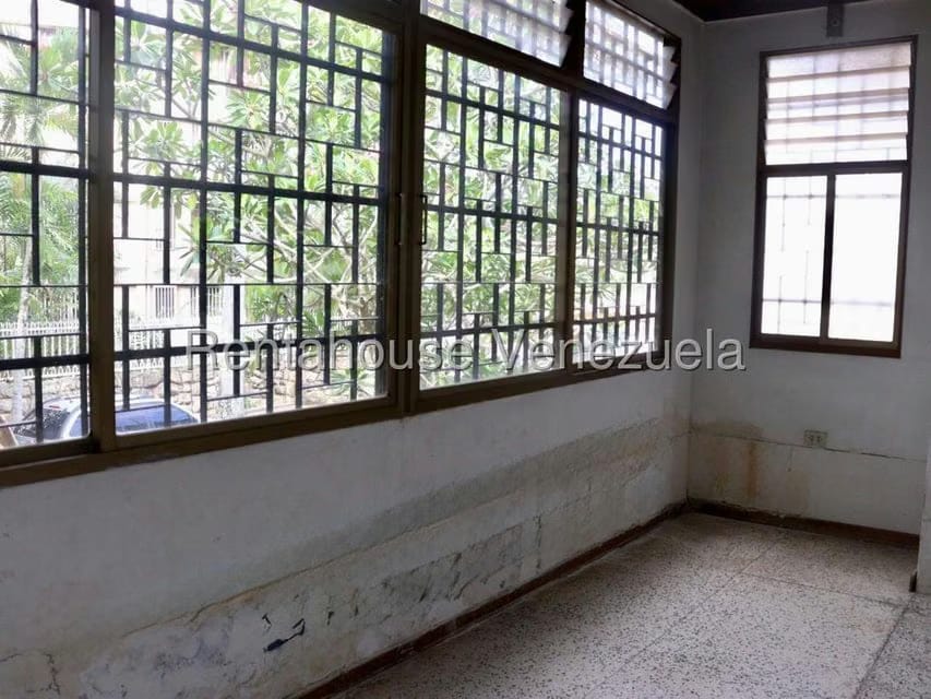Casa (1 Nivel) en Venta en Los Palos Grandes, Distrito Metropolitano - 8