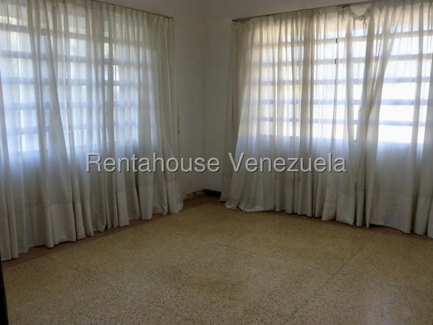 Casa (1 Nivel) en Venta en Los Palos Grandes, Distrito Metropolitano - 9
