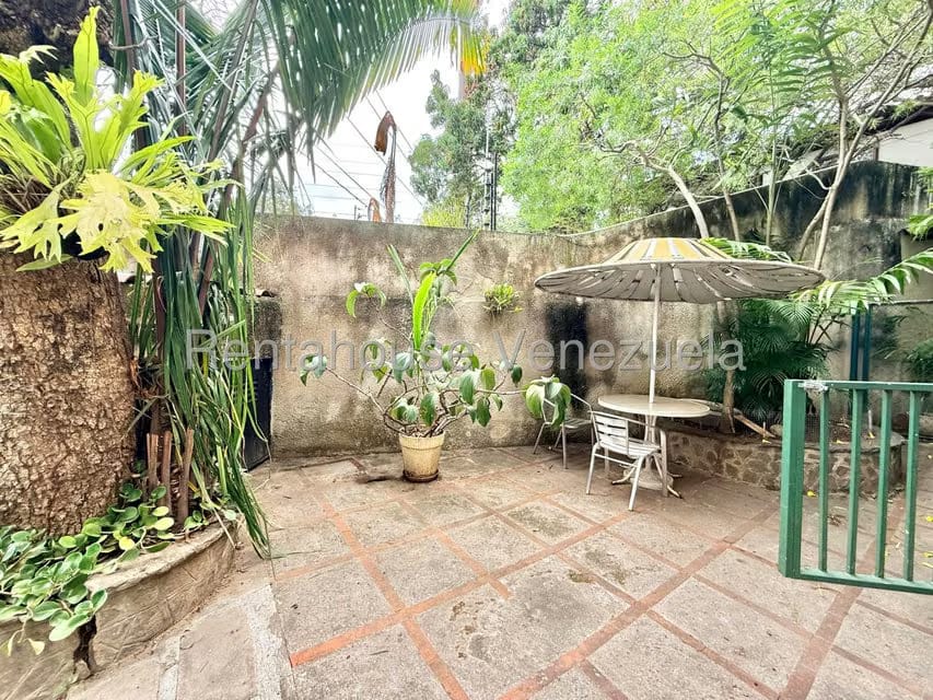 Comercial (Local Comercial) en Alquiler en Los Chorros, Distrito Metropolitano - 14