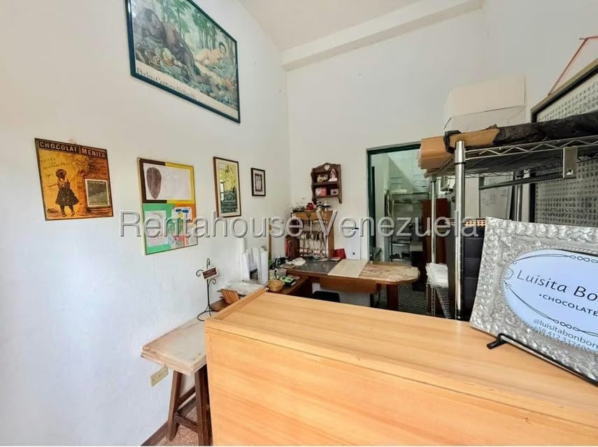 Comercial (Local Comercial) en Alquiler en Los Chorros, Distrito Metropolitano - 4