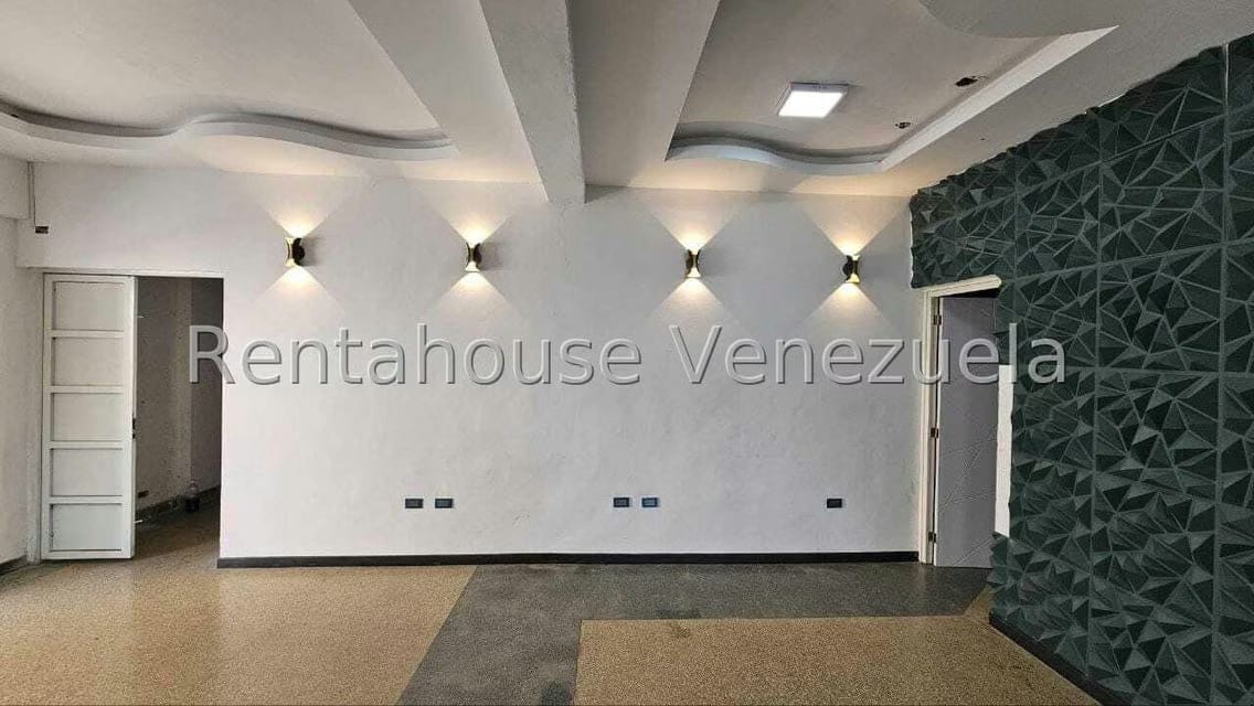 Comercial (Edificio) en Venta en La Florida, Distrito Metropolitano - 15