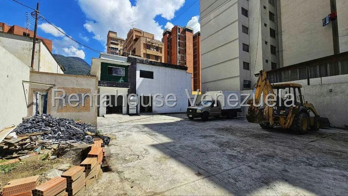 Comercial (Edificio) en Venta en La Florida, Distrito Metropolitano - 3