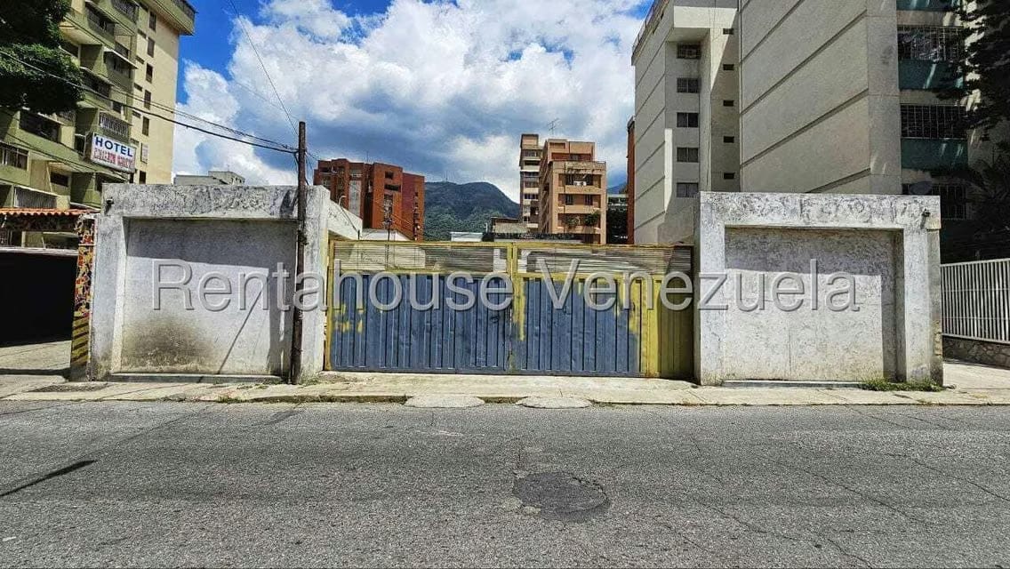 Comercial (Edificio) en Venta en La Florida, Distrito Metropolitano - 28