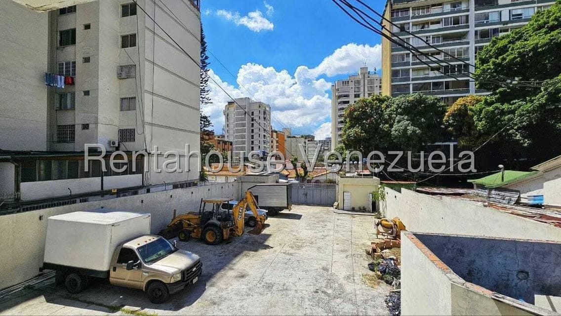 Comercial (Edificio) en Venta en La Florida, Distrito Metropolitano - 4