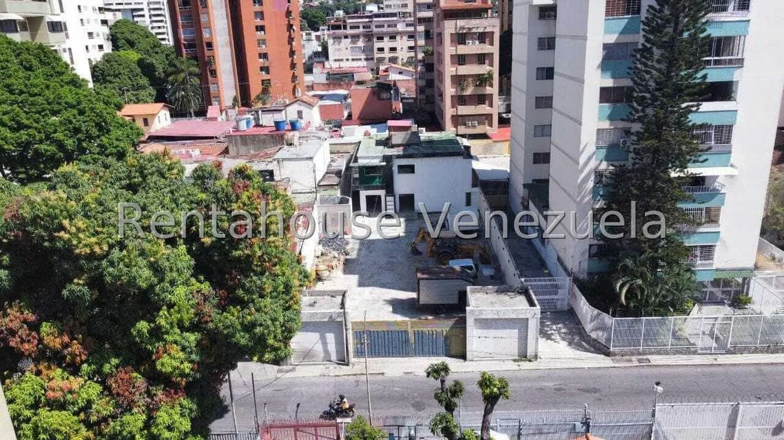 Comercial (Edificio) en Venta en La Florida, Distrito Metropolitano - 32