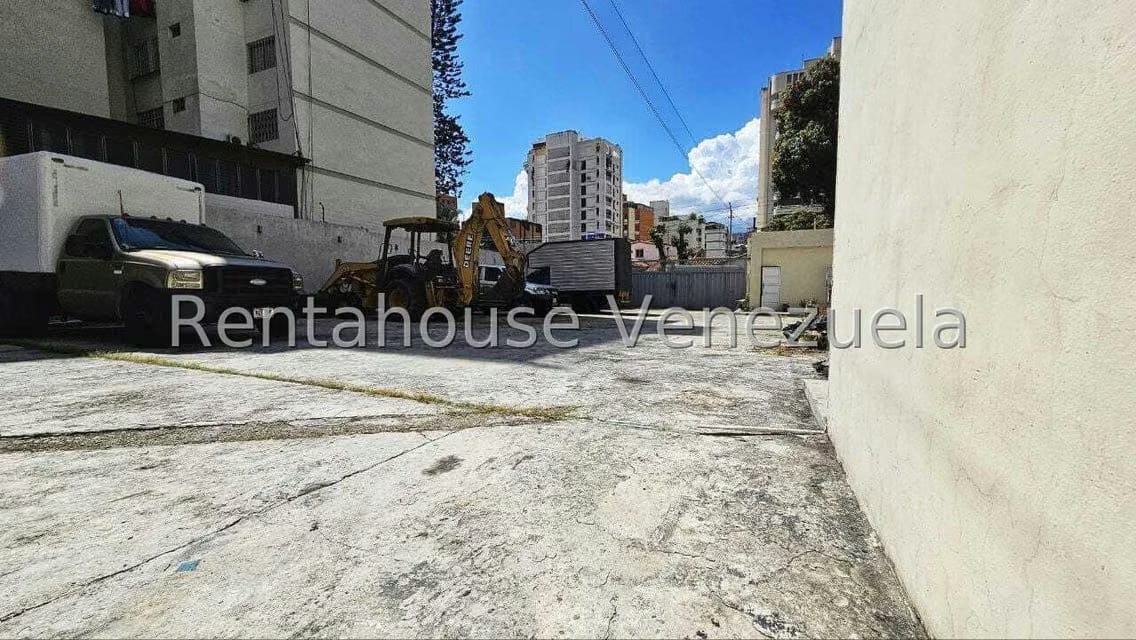 Comercial (Edificio) en Venta en La Florida, Distrito Metropolitano - 41