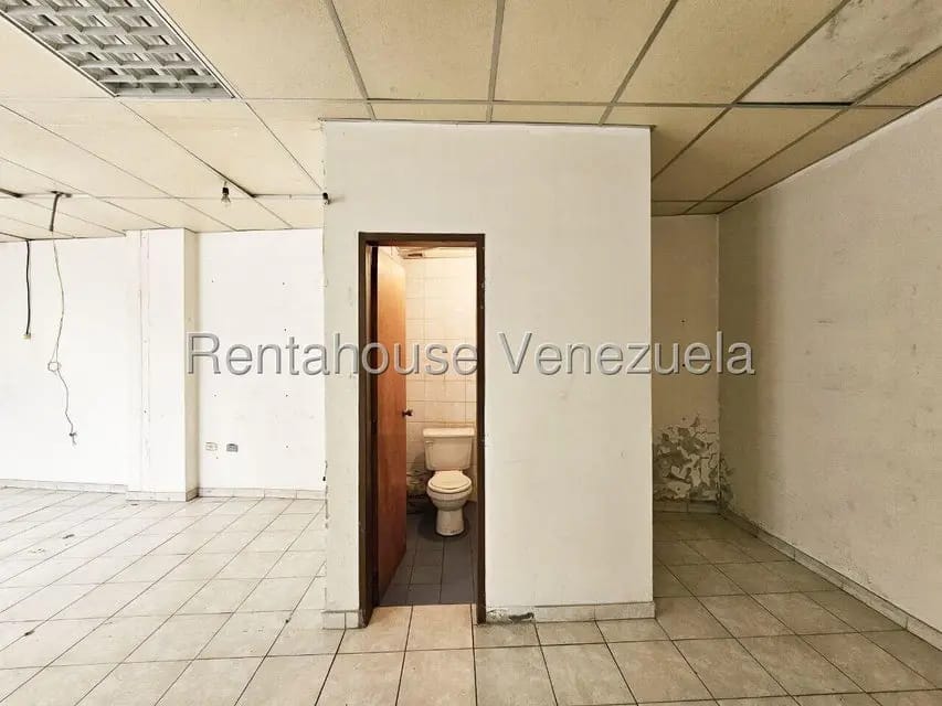 Comercial (Local Comercial) en Alquiler en Guarenas, Miranda - 17