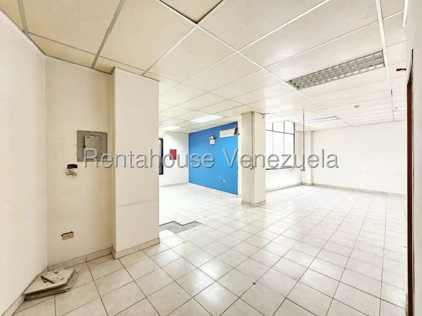 Comercial (Local Comercial) en Alquiler en Guarenas, Miranda - 18