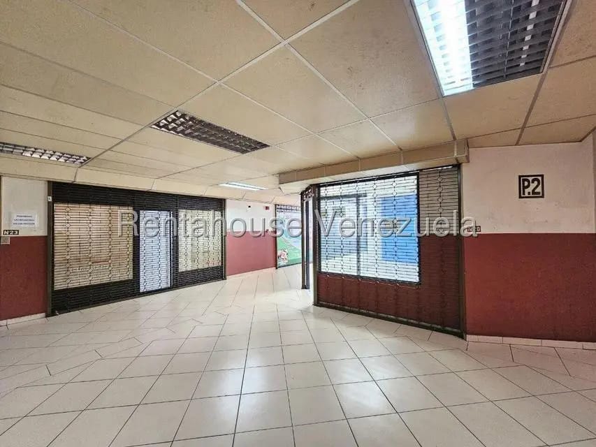 Comercial (Local Comercial) en Alquiler en Guarenas, Miranda - 5