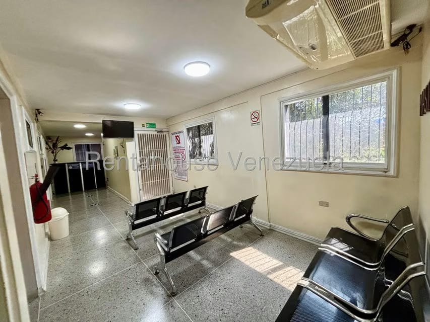 Comercial (Local Comercial) en Alquiler en Centro, Lara - 14