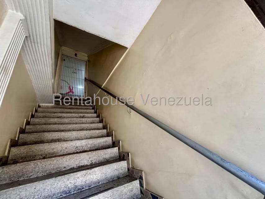 Comercial (Local Comercial) en Alquiler en Centro, Lara - 17