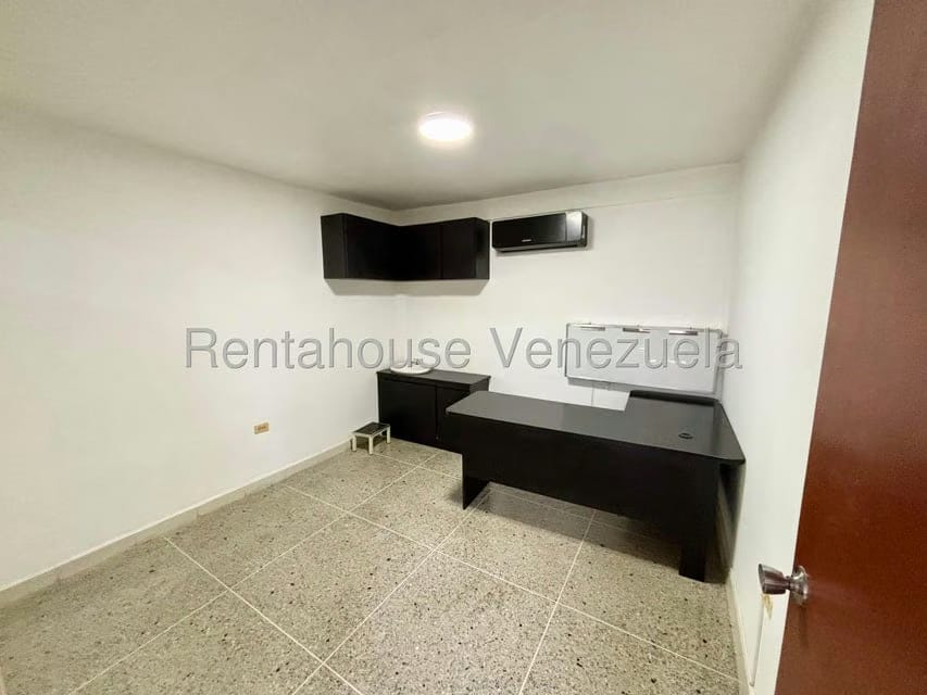 Comercial (Local Comercial) en Alquiler en Centro, Lara - 3