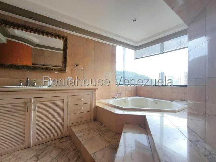 Apartamento (1 Nivel) en Venta en Las Chimeneas, Carabobo - 28