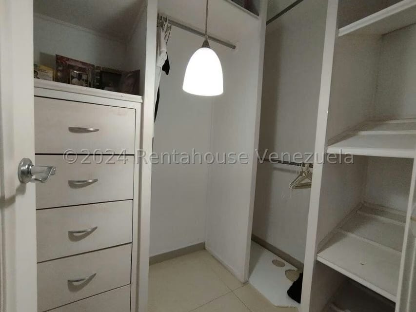 Apartamento (1 Nivel) en Venta en Las Chimeneas, Carabobo - 35