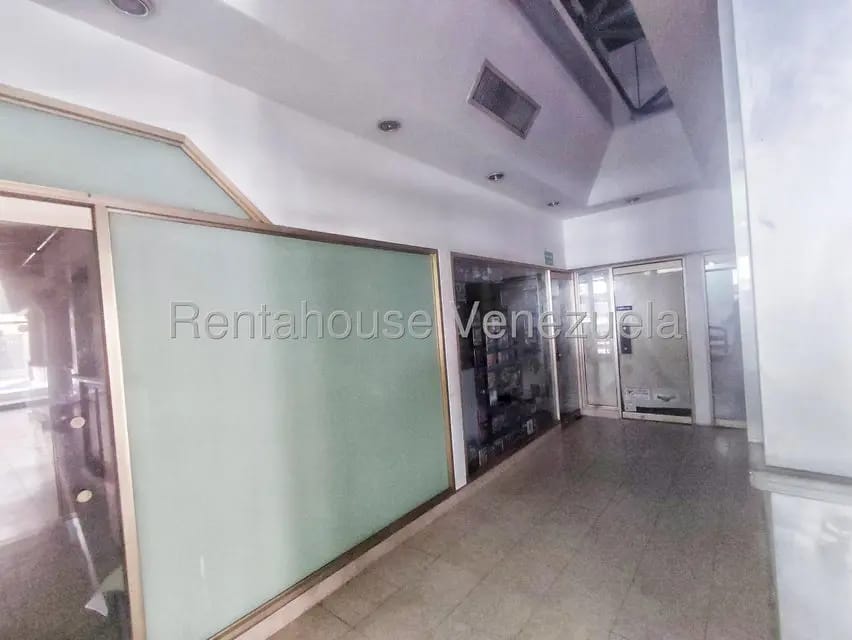 Comercial (Local Comercial) en Venta en Prado Humboldt, Distrito Metropolitano - 3