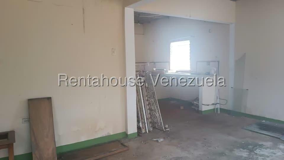 Comercial (Local Comercial) en Venta en Miraflores, Zulia - 2