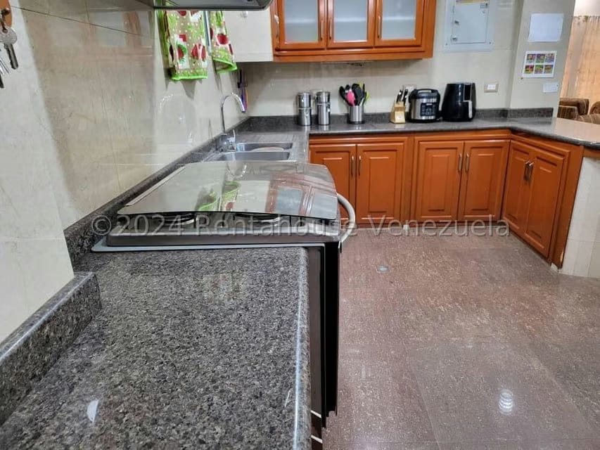 Townhouse (1 Nivel) en Alquiler en Bermudez, Zulia - 6