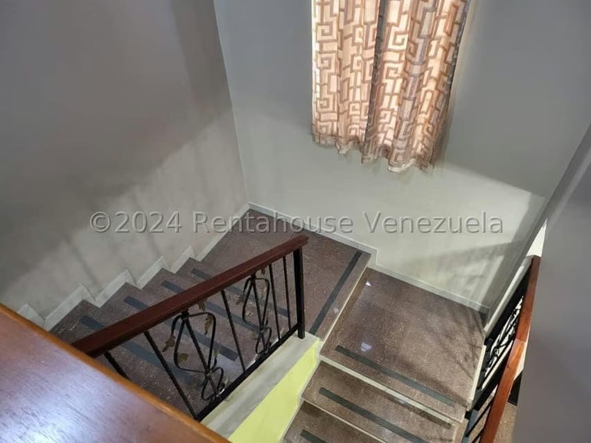 Townhouse (1 Nivel) en Alquiler en Bermudez, Zulia - 9