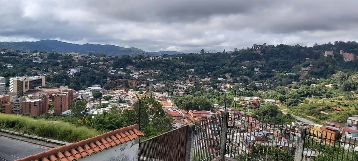 Casa (Duplex) en Venta en El Hatillo, Distrito Metropolitano - 26