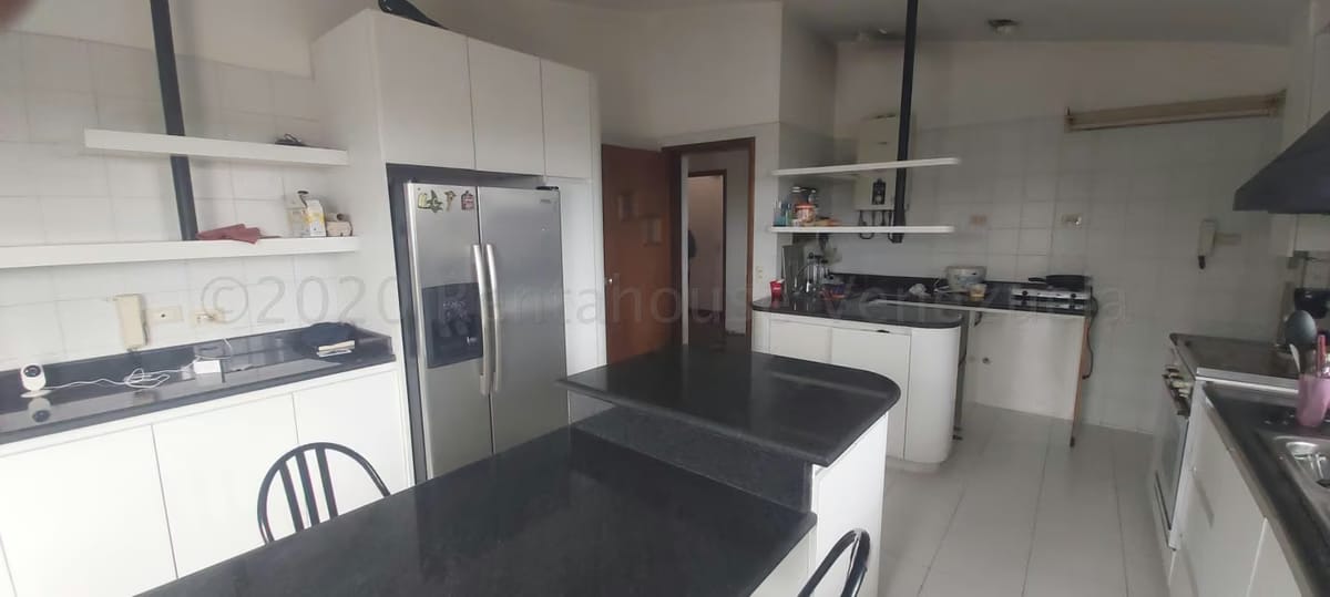 Casa (Duplex) en Venta en El Hatillo, Distrito Metropolitano - 28