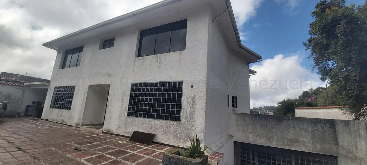 Casa (Duplex) en Venta en El Hatillo, Distrito Metropolitano - 32
