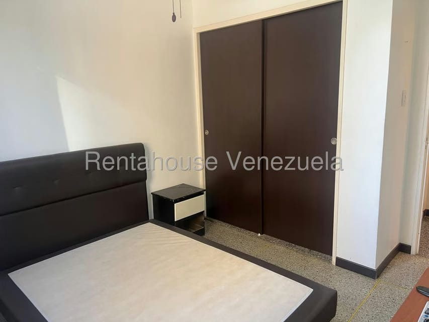 Apartamento (1 Nivel) en Venta en Santa Monica, Distrito Metropolitano - 16