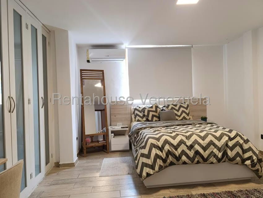 Casa (1 Nivel) en Venta en Los Chorros, Distrito Metropolitano - 31