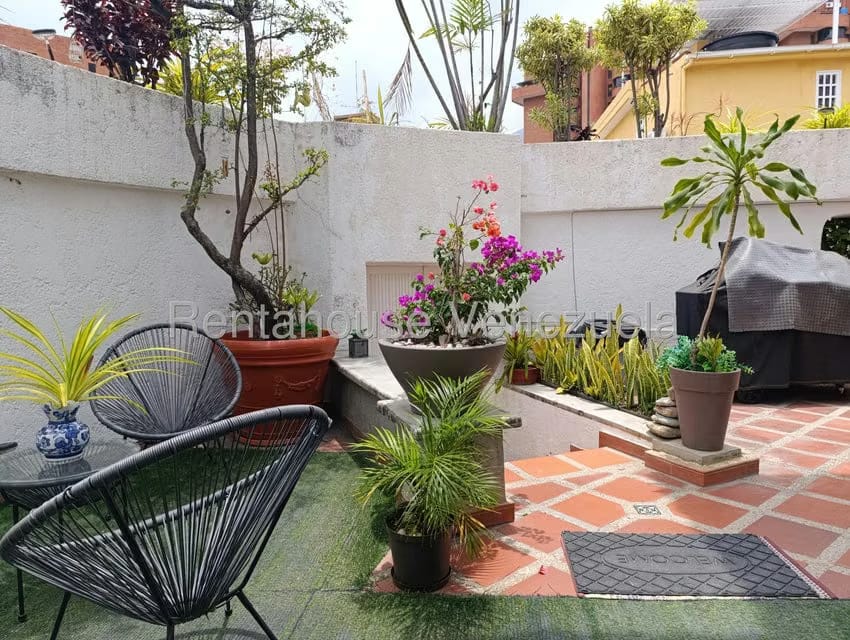 Casa (1 Nivel) en Venta en Los Chorros, Distrito Metropolitano - 43