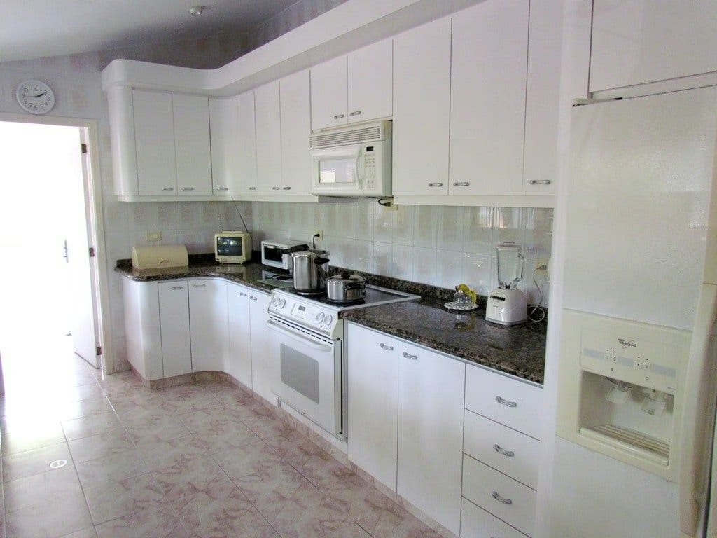 CASA EN VENTA-SELENE MARIN NOBREGA- MLS#20-14533 - 4