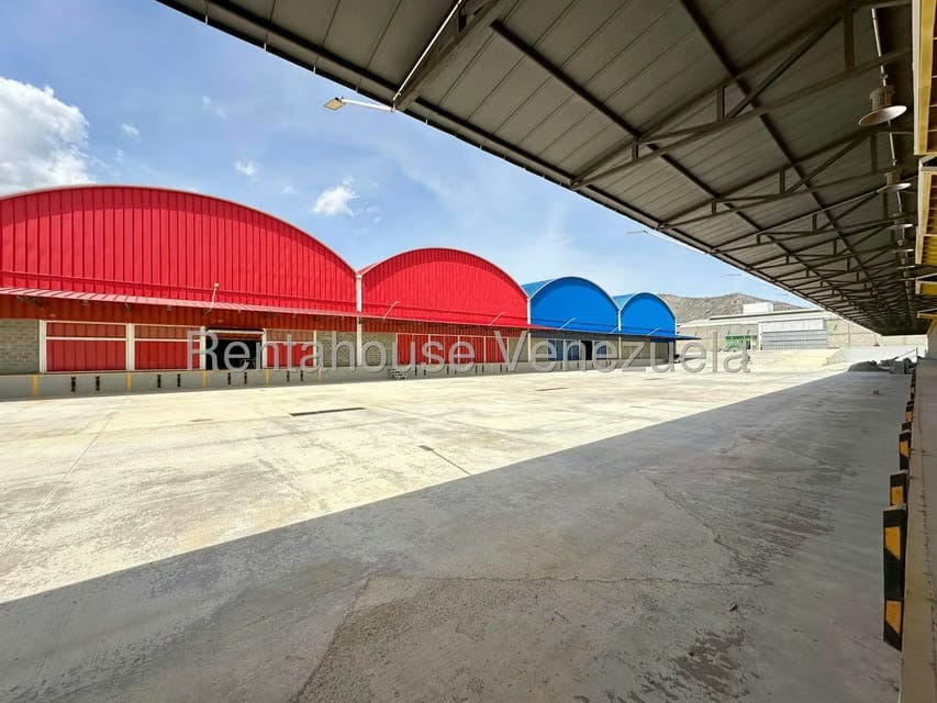 Comercial (Galpon - Deposito) en Venta en Zona Industrial 2, Lara - 11