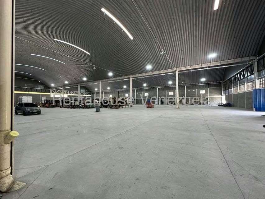 Comercial (Galpon - Deposito) en Venta en Zona Industrial 2, Lara - 5