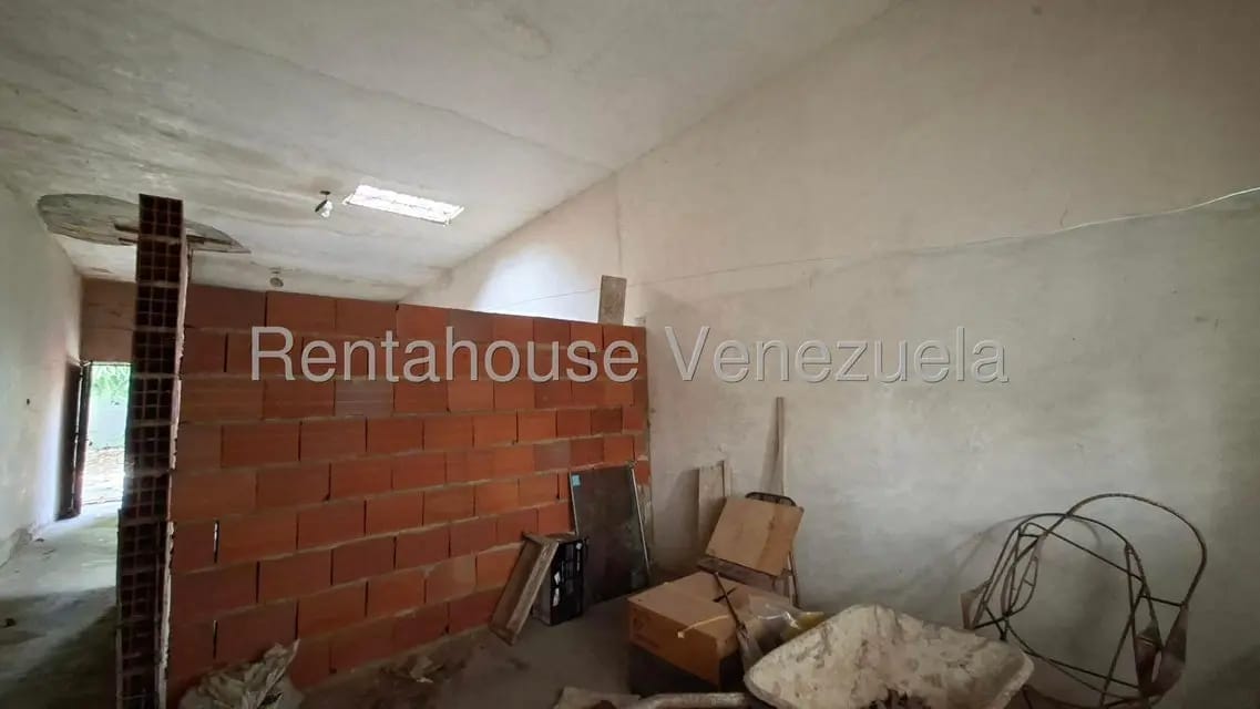 Casa (1 Nivel) en Venta en Zona Oeste, Lara - 16
